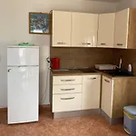 Gæstehus Apartments Zara 3*