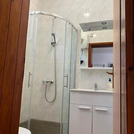 Pensionat Apartments Zara 3*