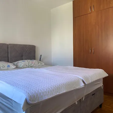 Apartments Zara Pensionat