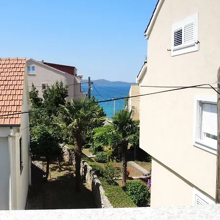 Apartments Zara Affittacamere 3*