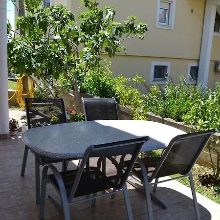 Affittacamere Apartments Zara 3*