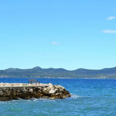 Pensionat Apartments Zara