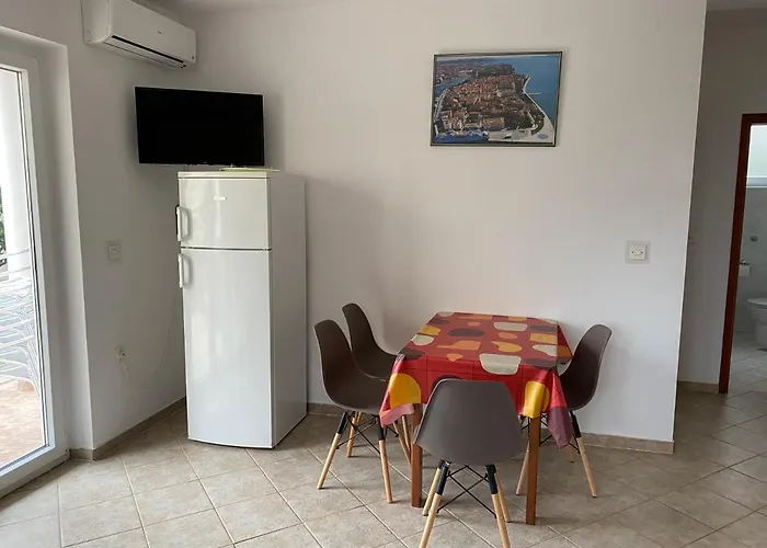 Apartments Zara Guest house