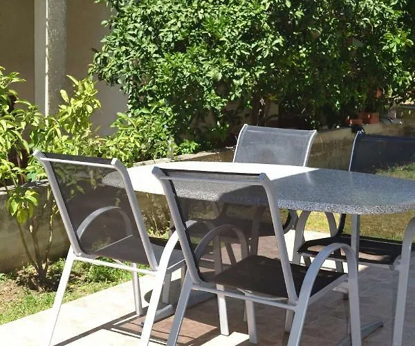 Apartments Zara 3* Zadar